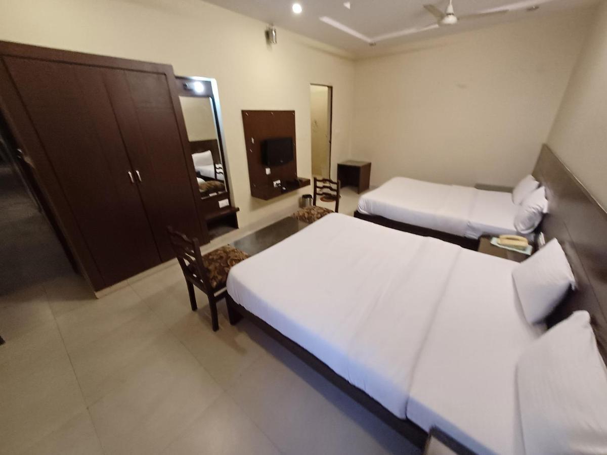 Hotel Raghav Palace 1 Km Jaipur Junction & Bus Stand Sindhi Camp 外观 照片